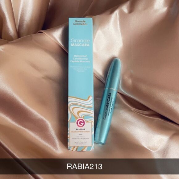 GRANDE COSMETICS GrandeMASCARA Waterproof Conditioning Peptide Mascara - Picture 2 of 6